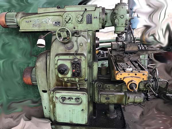Загальний вигляд 6М83Ш cтанок широкоуніверсальний консольно-фрезерный